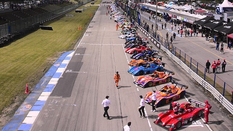 Lee más sobre el artículo Equipo ecuatoriano hizo el 1-2 en las 6 Horas de Bogotá Incolbest-Westlake-Arquib