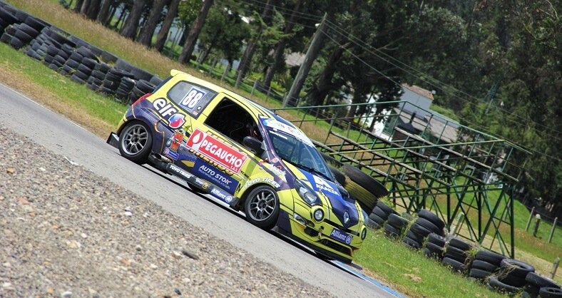 Lee más sobre el artículo Autostok Team presentó su nómina de pilotos para la temporada 2022