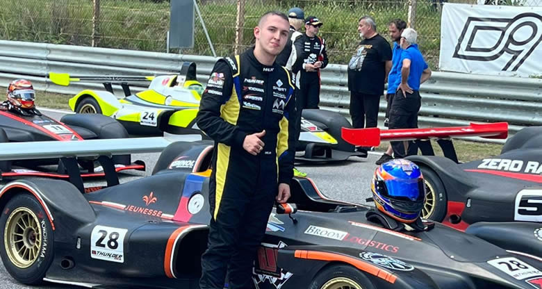 Lee más sobre el artículo Con un panorama prometedor arrancó la temporada para el piloto colombiano Santiago Mejía en el CISP