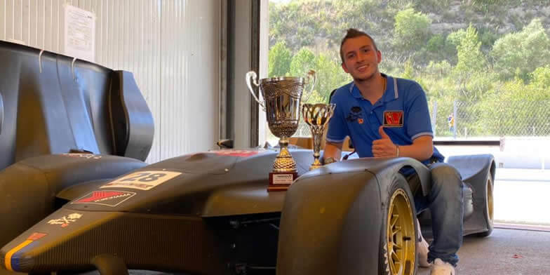Lee más sobre el artículo El piloto colombiano Santiago Mejía confirma segunda temporada en el Campeonato Italiano Sport Prototipos