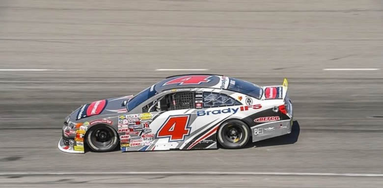 Lee más sobre el artículo Agridulce jornada para Sebastián Arias en la Arca Menards Series West en Sonoma