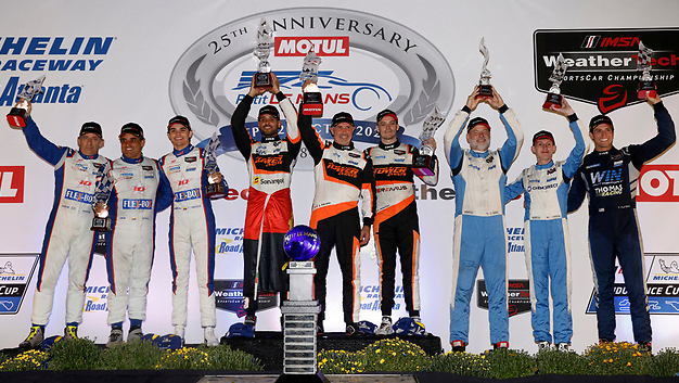 Lee más sobre el artículo Juan Pablo Montoya y Sebastián Montoya conquistaron el podio en el Petit Le Mans de IMSA