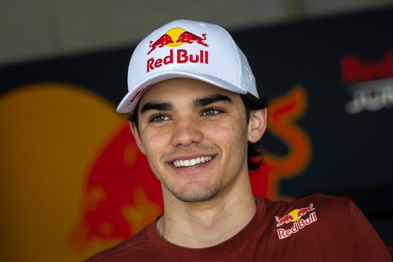 Lee más sobre el artículo Sebastián Montoya corre en Kuwait válida del FRMEC